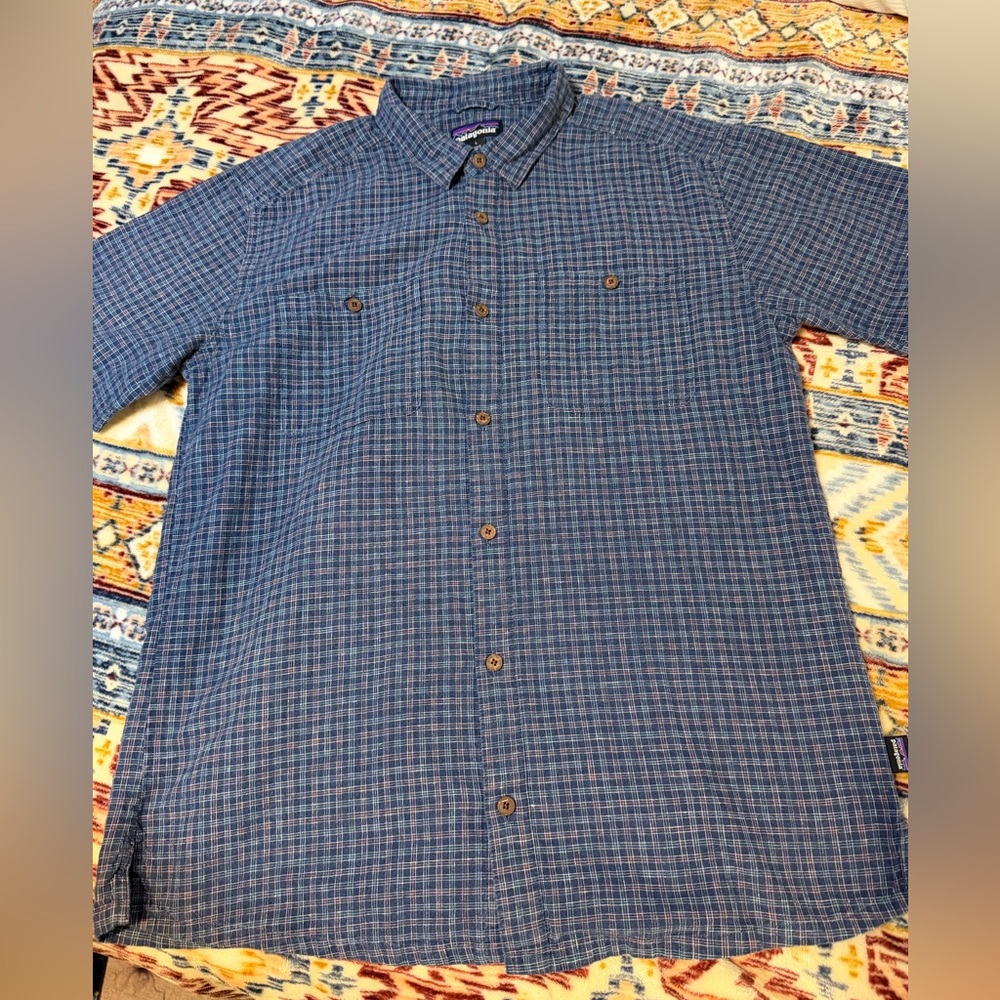 Patagonia Men's Blue Checkered Button Down Shirt